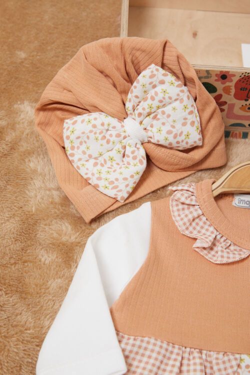 Turuncu Yaprak Desenli Fiyonklu Şapkalı Kız Bebek Yenidoğan 3lü Takım 17625