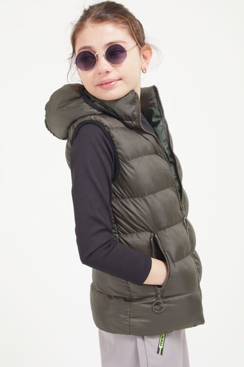 Yeşil Kapüşonlu Fermuar Cepli Kız Çocuk Şişme Yelek 17613