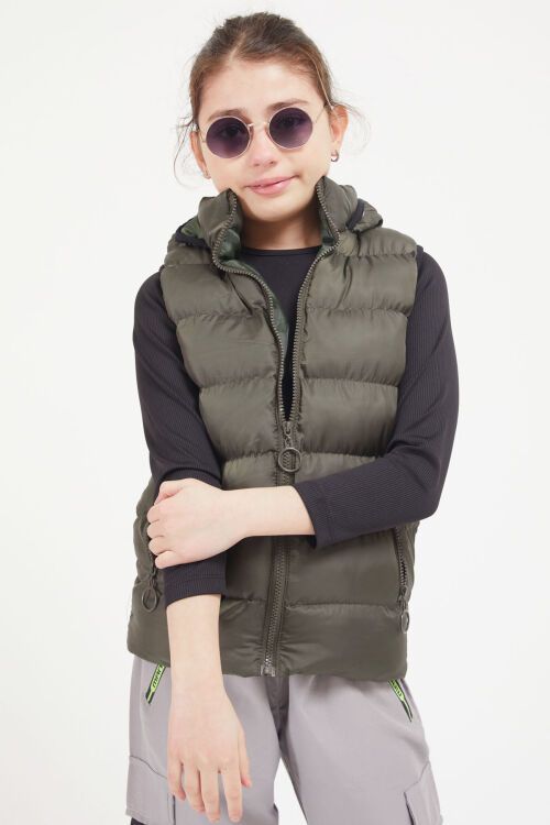 Yeşil Kapüşonlu Fermuar Cepli Kız Çocuk Şişme Yelek 17613