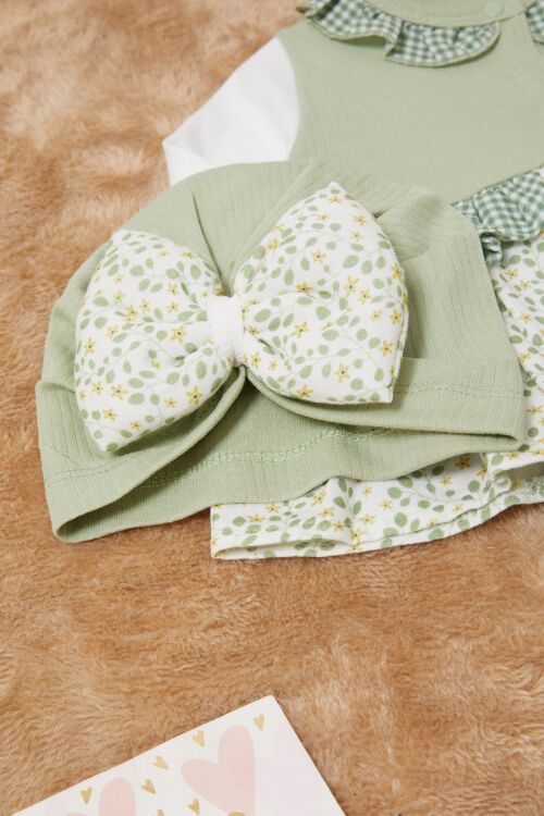 Yeşil Yaprak Desenli Fiyonklu Şapkalı Kız Bebek Yenidoğan 3lü Takım 17623