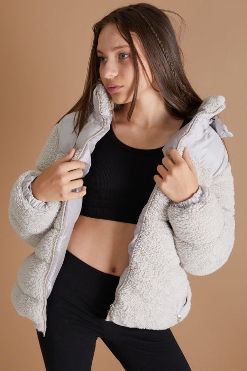 Gri Kapüşonlu Astarlı Kız Çocuk Peluş Mont 19319