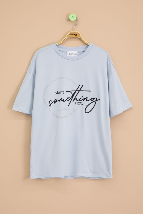 Mavi Yazı Nakışlı Sırtı Baskılı Erkek Çocuk Bisiklet Yaka Tişört 20894