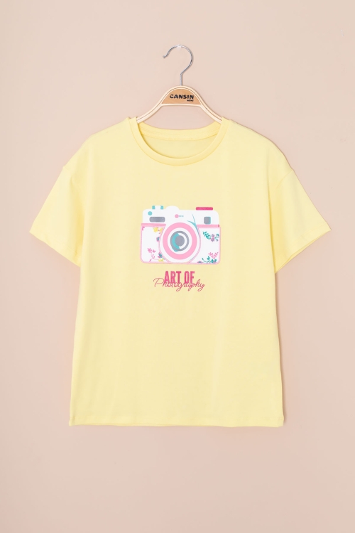 Sarı Sırtı Yazılı Fotoğraf Baskılı Kız Çocuk Bisiklet Yaka Tişört 21045