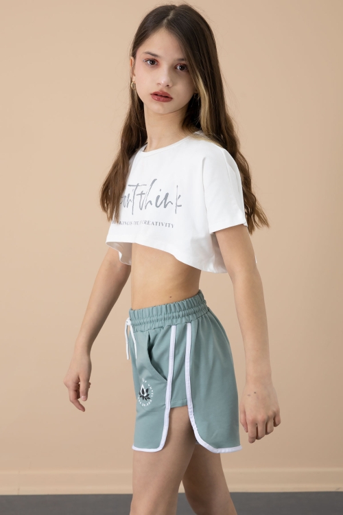 Yeşil Yanları Yırtmaçlı Çiçek Baskılı Beli Lastikli Kız Çocuk Şort 20741