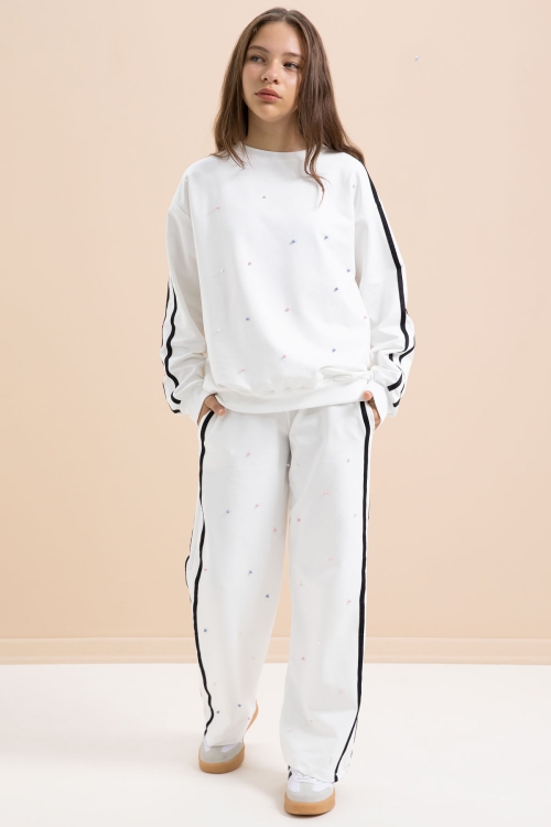 Beyaz İnci İşlemeli Bisiklet Yaka Kız Çocuk Şeritli Eşofman Takımı 21293