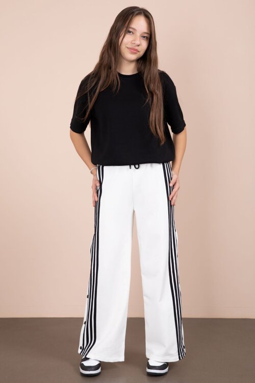 Ekru Şeritli Çıtçıt Kapama Geniş Paça Kız Çocuk Beli Lastikli Eşofman Altı  23282