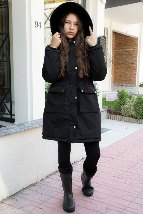 Siyah Kapaklı Cepli İçi Kürklü Çıkarılabilir Kapüşonlu Kız Çocuk Şişme Mont 21480