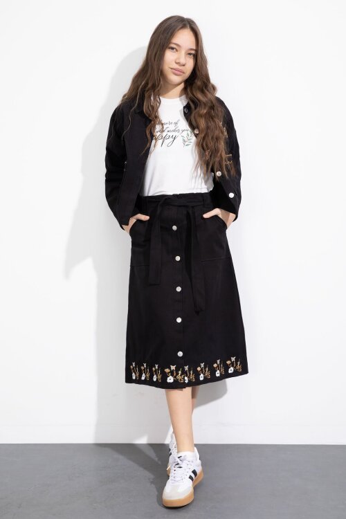 Siyah Nakış Detaylı Jean Ceketli Kuşaklı Etekli Kız Çocuk 3lü Takım  23501