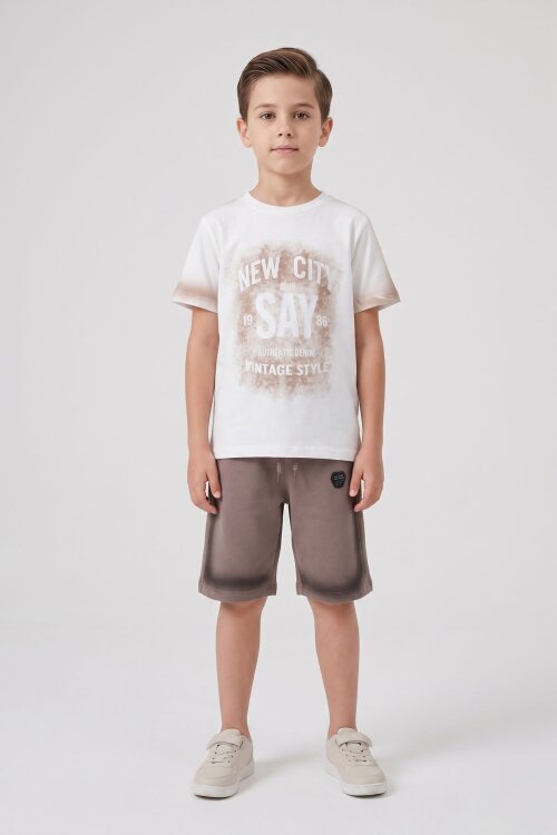 Kahverengi Kabartmalı Yazılı Tişörtlü Desenli Şortlu Erkek Çocuk 2li Takım  23816