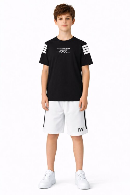 Siyah Şerit Detaylı Yazılı Tişörtlü Erkek Çocuk Şortlu Takım 23771
