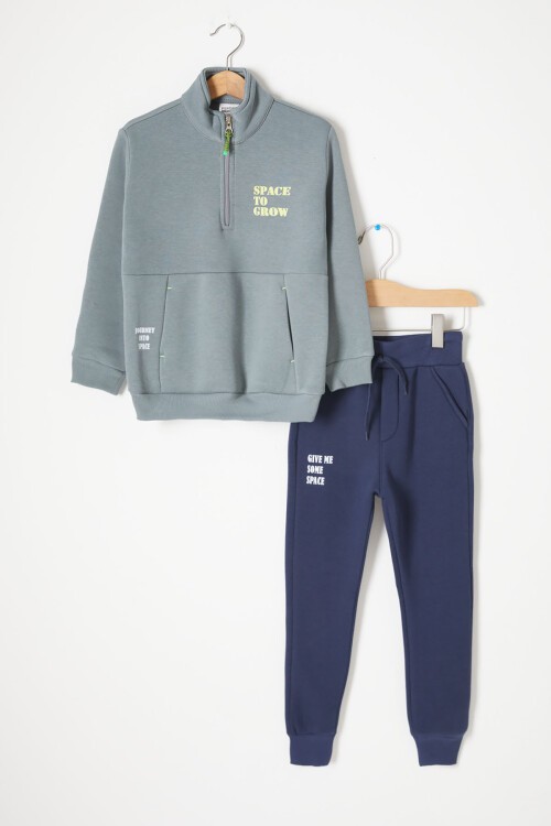 Yeşil Fermuarlı Yaka Yazılı Erkek Çocuk Polarlı Eşofman Takımı 16739