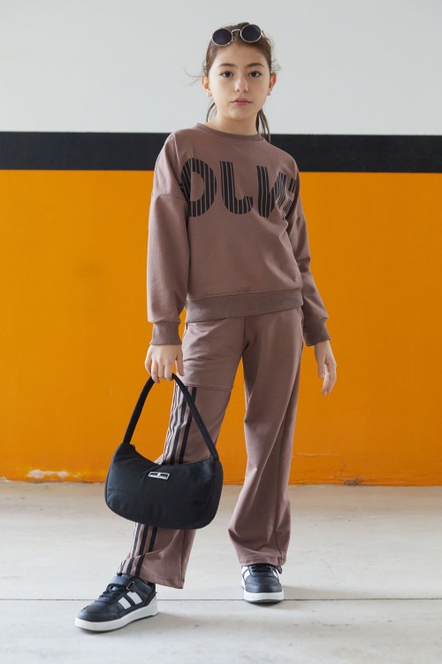 Kız Çocuk Kahverengi Şerit Baskılı Takım 17145